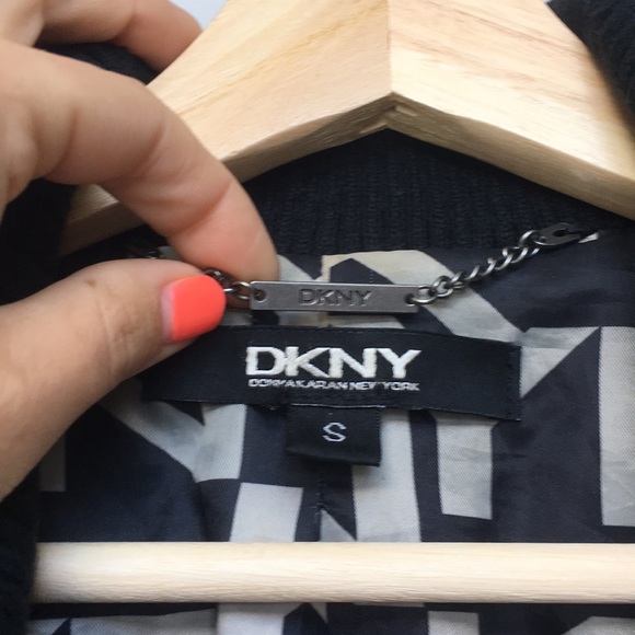 DKNY women’s leather jacket - Picture 8 of 8